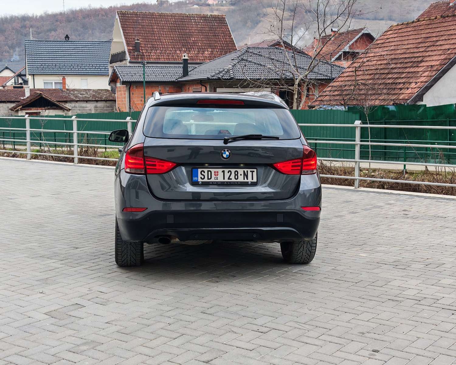 bmw-x1-big-4