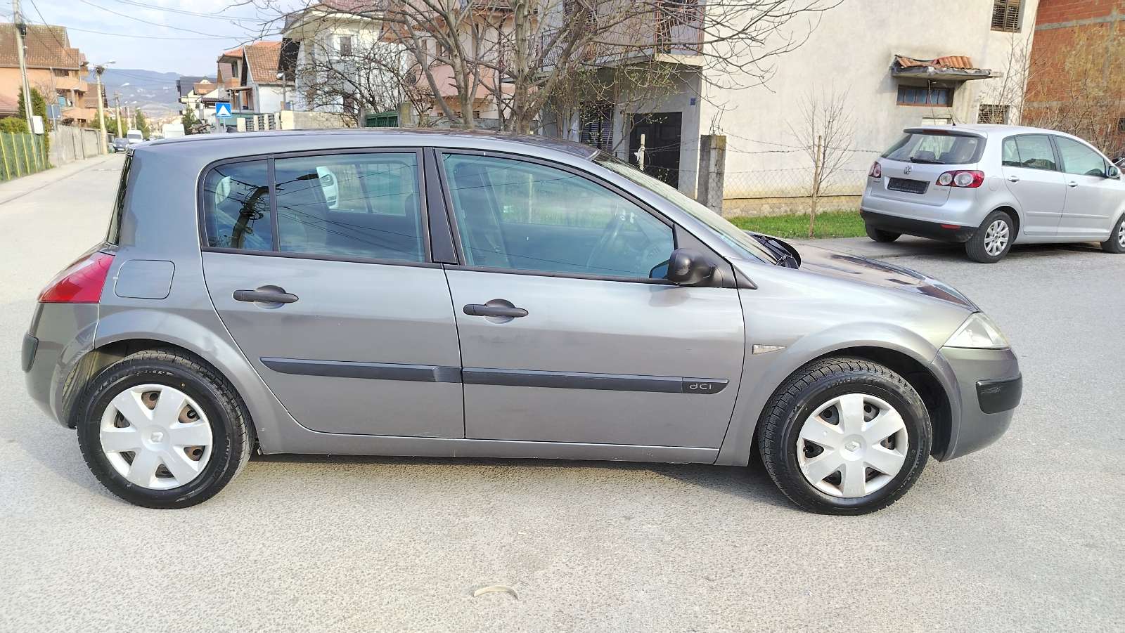 renault-megan-2-big-3