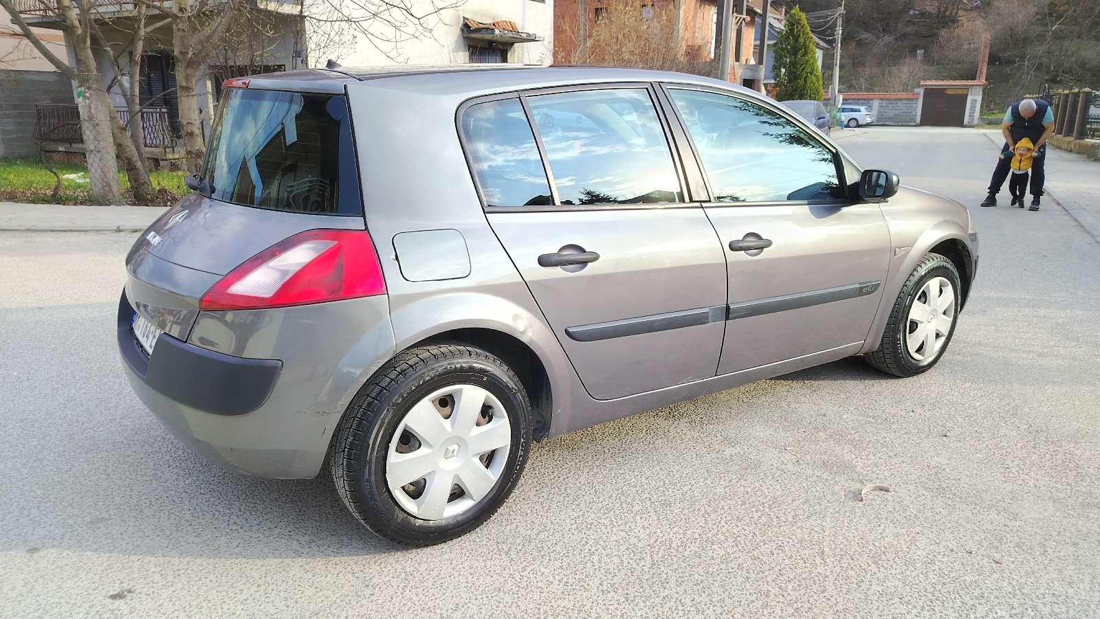 renault-megan-2-big-5