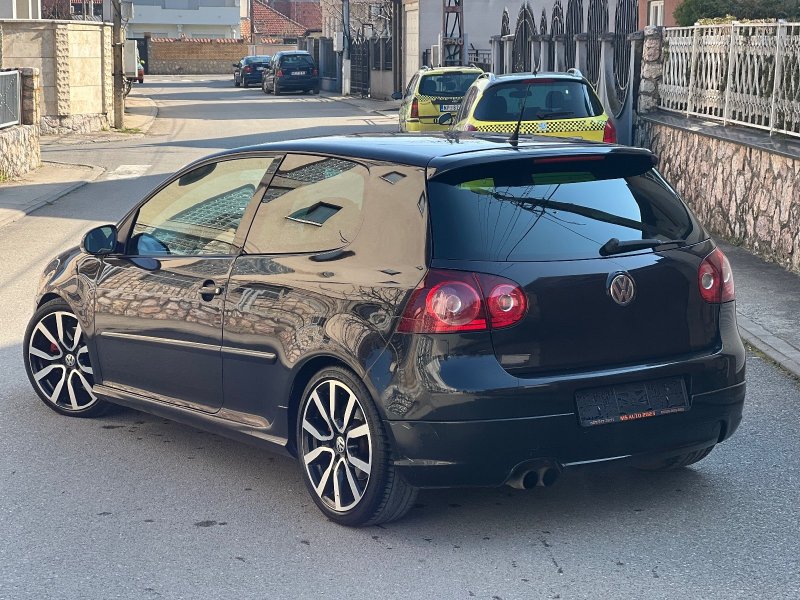 golf-5-gti-small-4