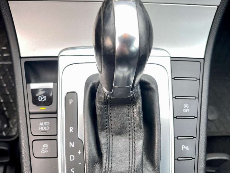 volkswagen-passat-b7-20-2012-godiste-small-16