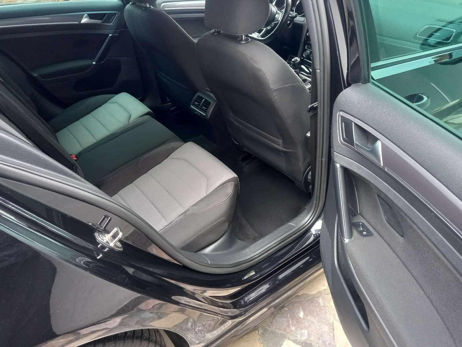 golf-7-r-line-big-14
