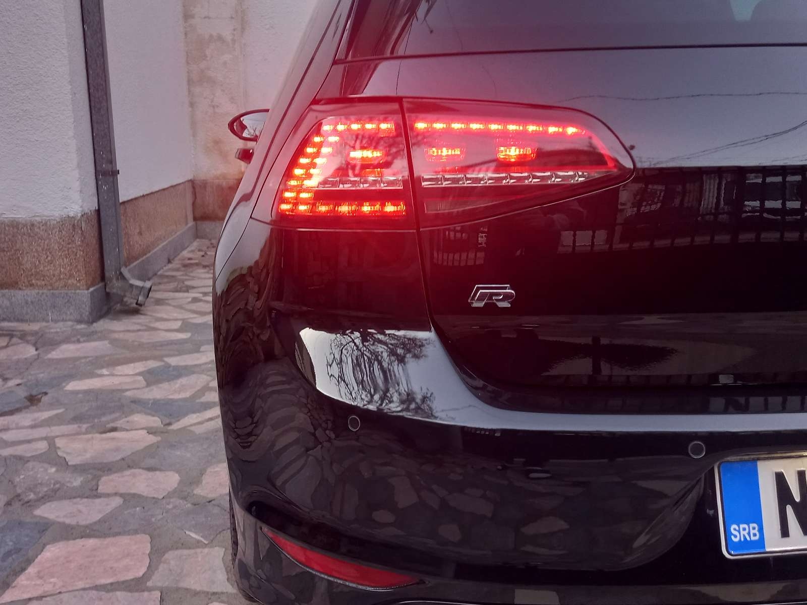 golf-7-r-line-big-23