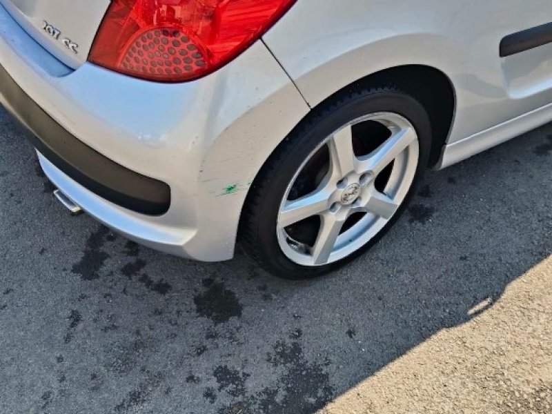 peugeot-207cc-small-8