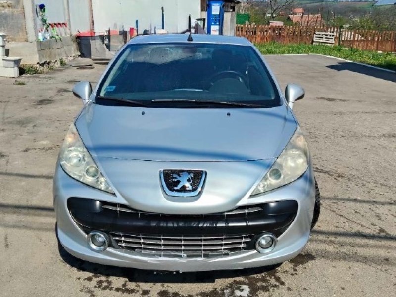 peugeot-207cc-small-5
