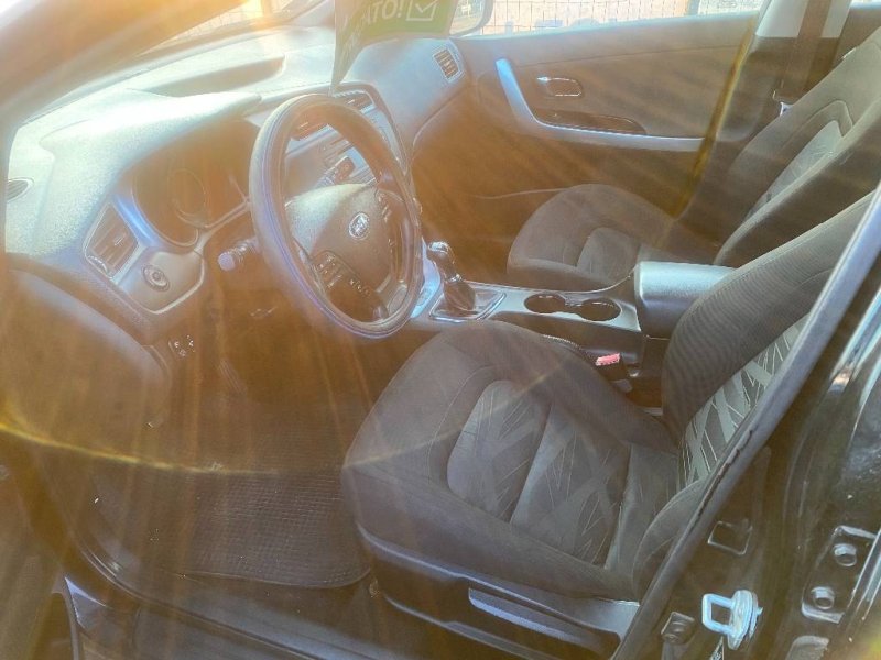 kia-ceed-16-small-2