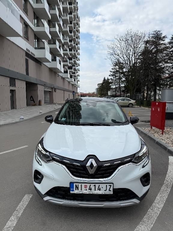 renault-captur-big-0