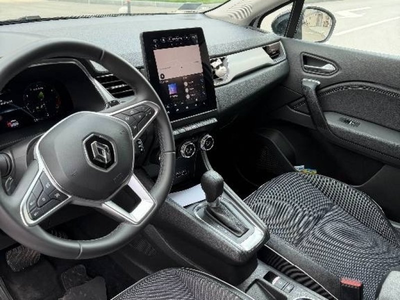 renault-captur-small-7