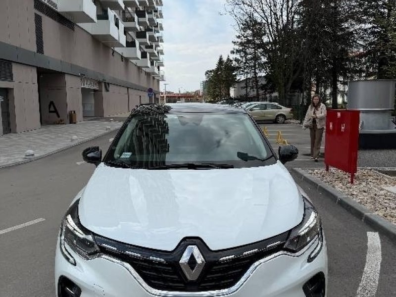 renault-captur-small-1