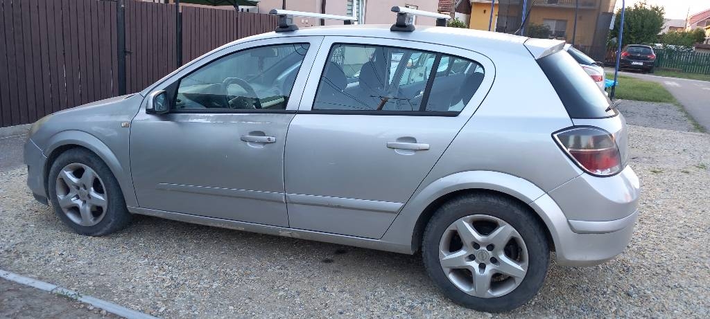 opel-astra-big-1
