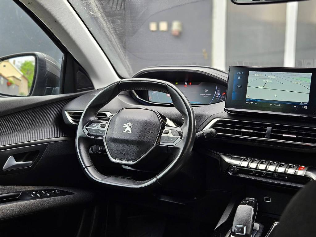 peugeot-5008-big-13