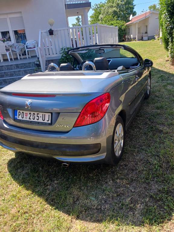 peugeot-207-big-1