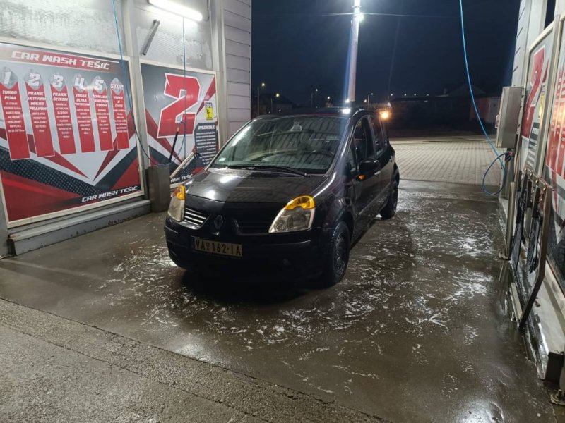renault-modus-small-17