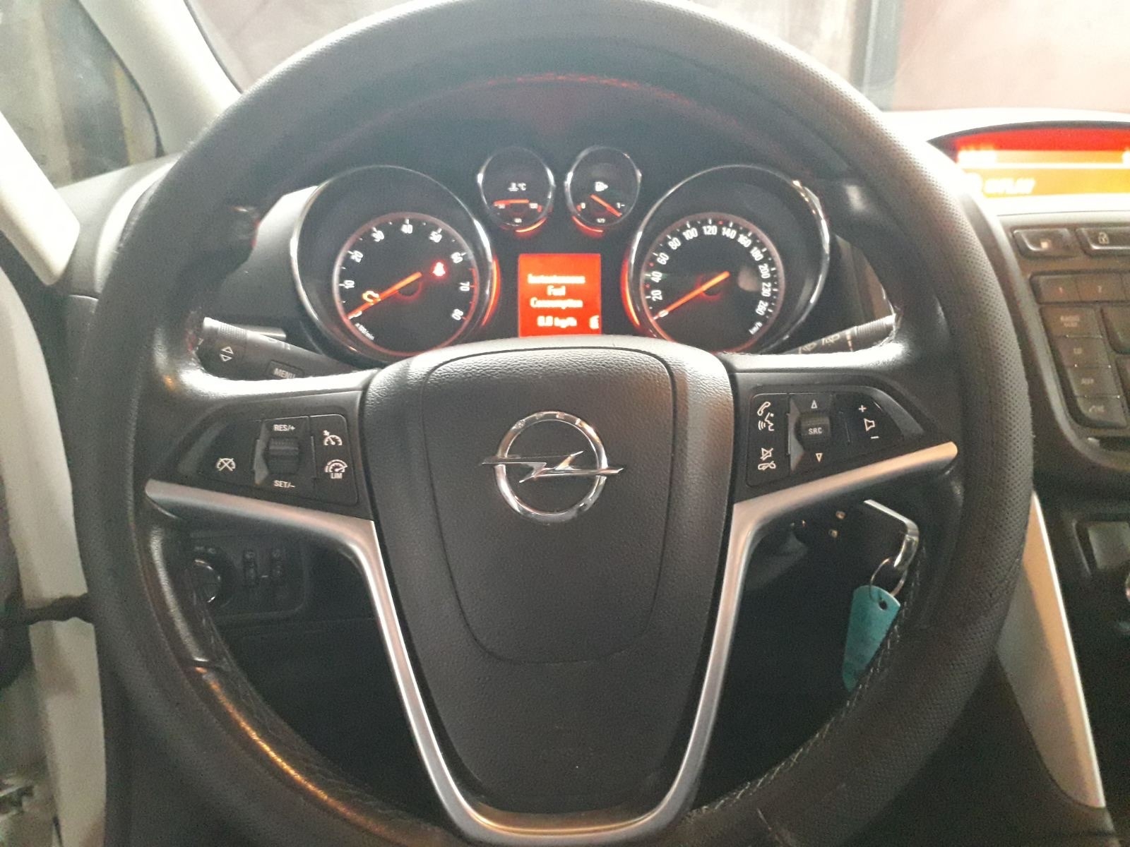 zafira-c-big-5