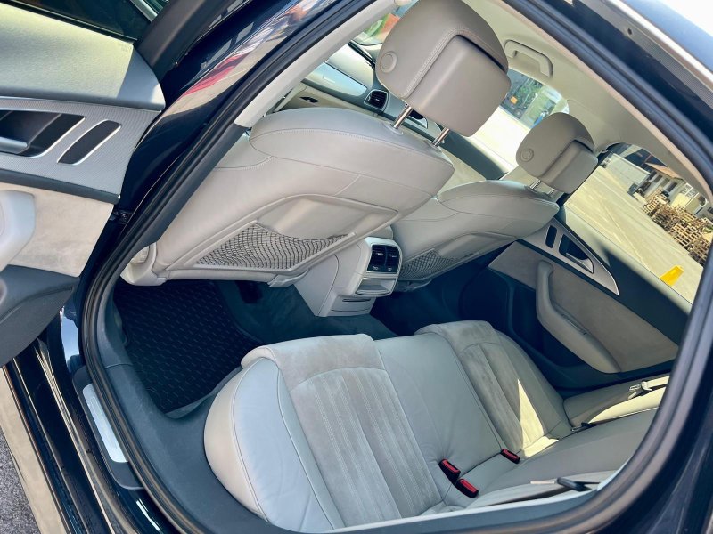 audi-a6-small-12