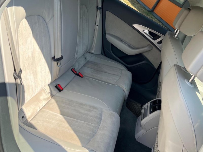 audi-a6-small-8